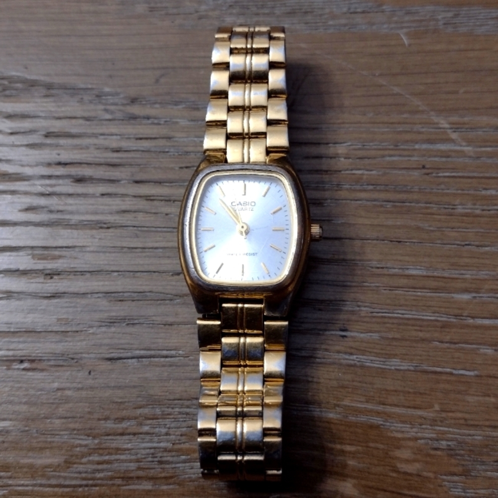 Vintage Casio women's watch